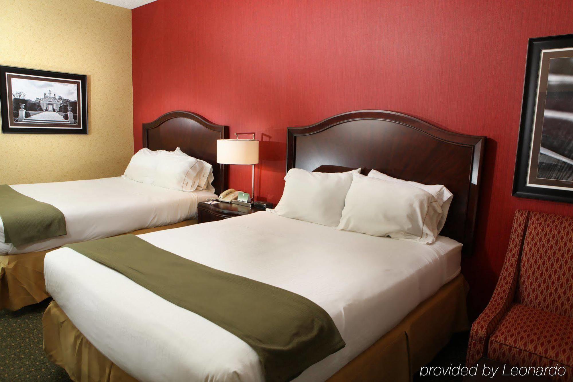 Holiday Inn Express & Suites Williamsburg By Ihg מראה חיצוני תמונה