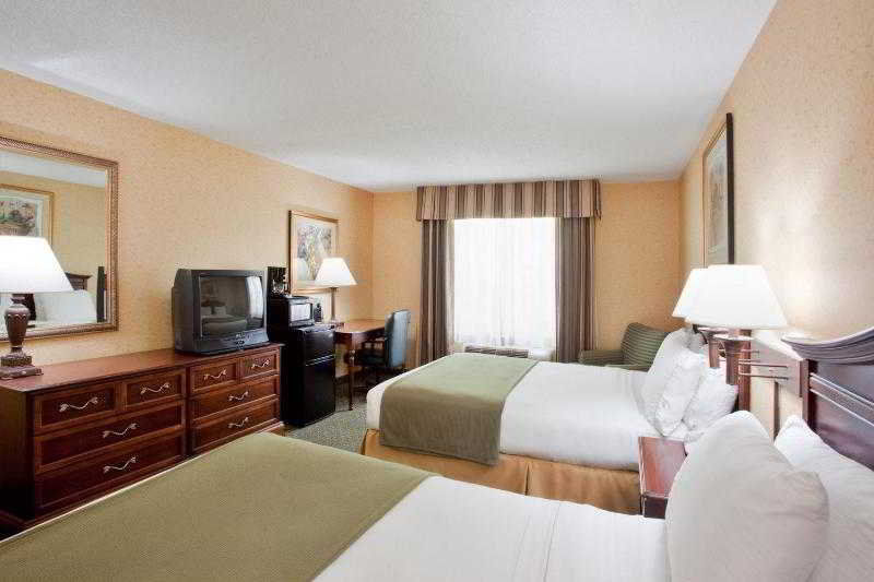 Holiday Inn Express & Suites Williamsburg By Ihg מראה חיצוני תמונה